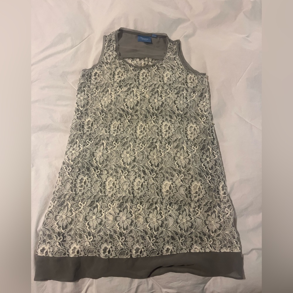 Vera Wang Lace Top